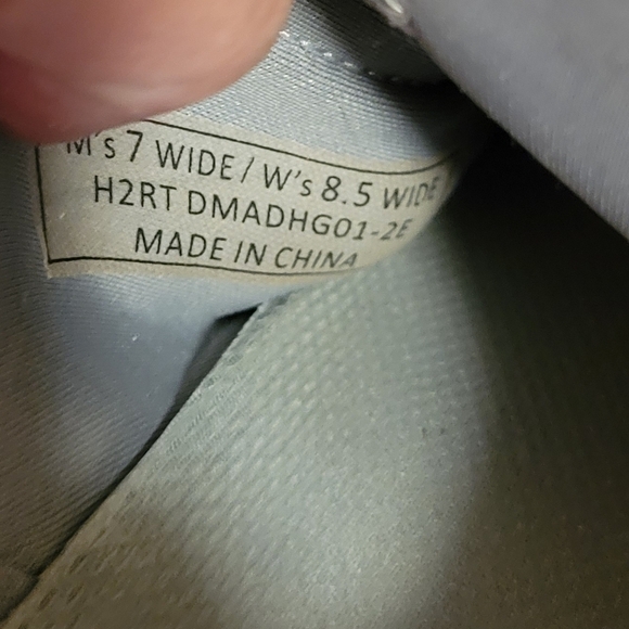 Kizik Women's Madrid Eco Knit Sneaker Lace Up Gray Comfort Shoe 8.5 WIDE - Picture 6 of 9